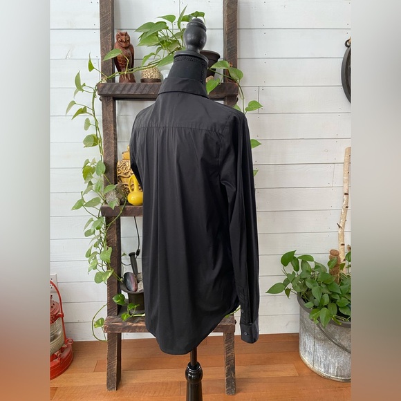 Apt 9.: Classic Black Women’s Button Down Shirt - Picture 3 of 17